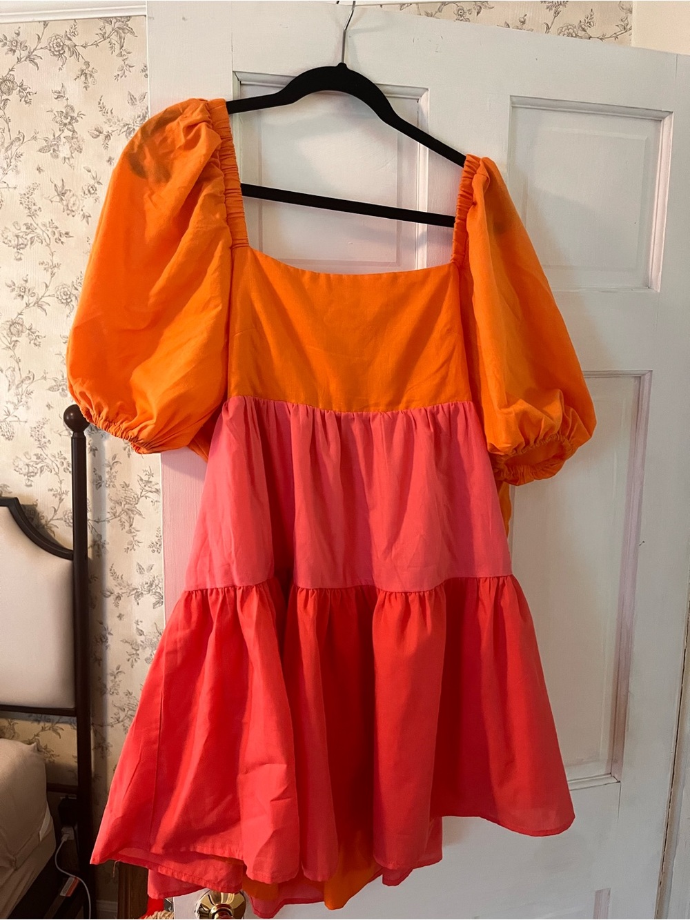 Bright Colorblock Puff Sleeve Mini Dress - Orange & Pink